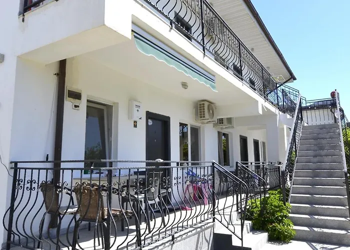 La Tortuga 3 Stele -