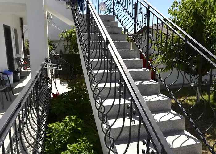 La Tortuga 3 Stele -