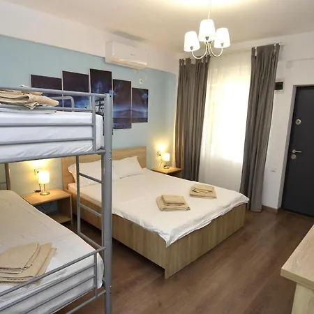 La Tortuga 3 Stele - Pensión 3*